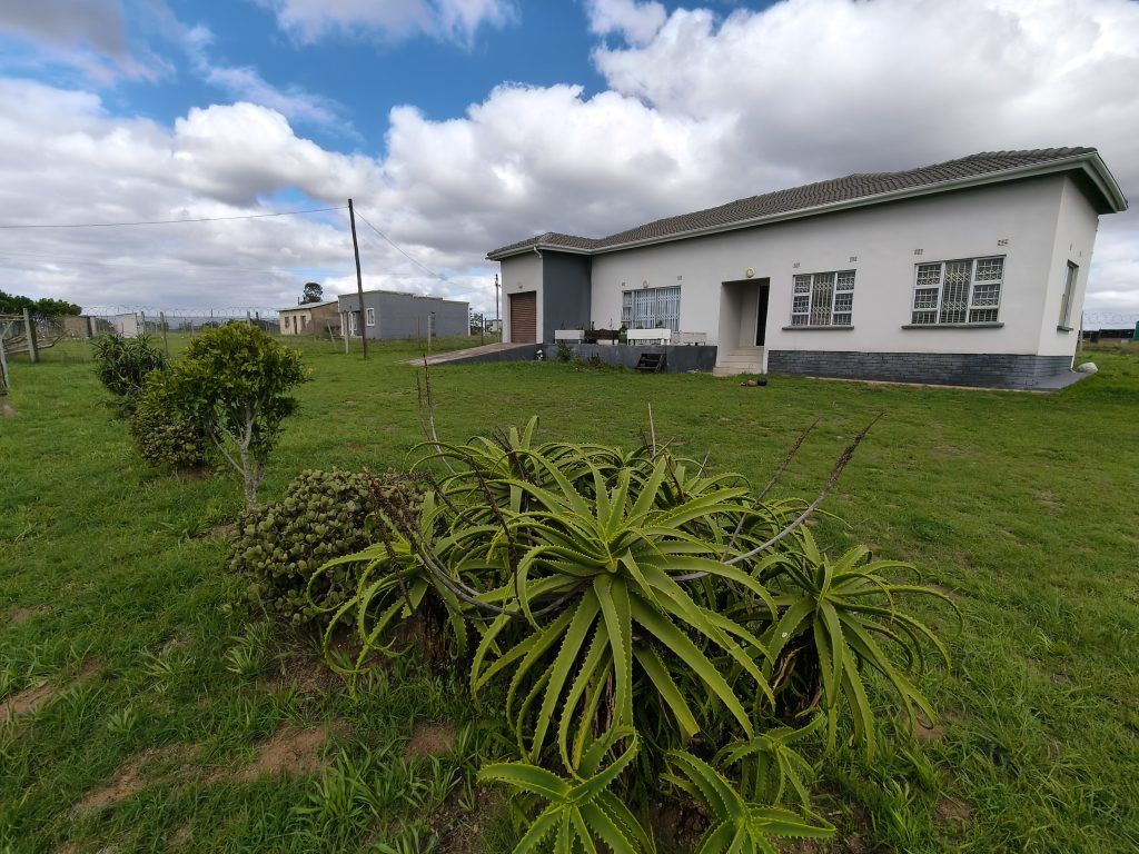 The Muzi wa Uhuru residency building in Peddie
